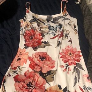 Spaghetti strap body con  dress size medium never worn chicme brand